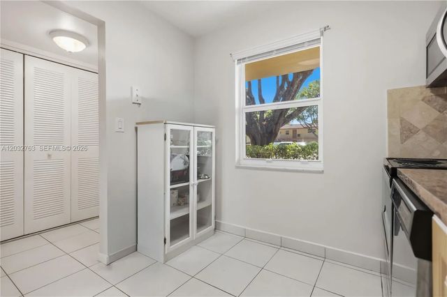5 of 20 - 251 Nw 76th Avenue #106, Margate, FL