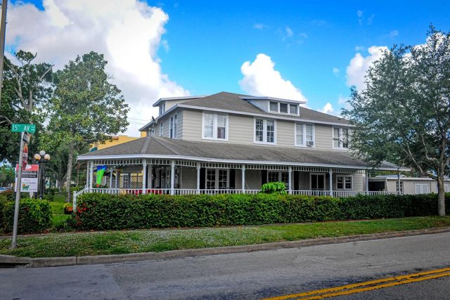 2 of 15 - 1443 19th Place, Vero Beach, FL