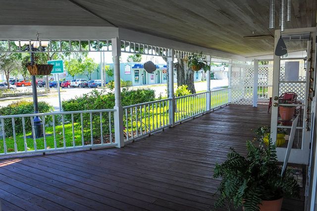 5 of 15 - 1443 19th Place, Vero Beach, FL