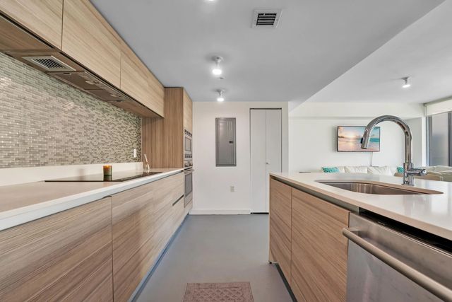 5 of 45 - 6620 Indian Creek Drive #602, Miami Beach, FL