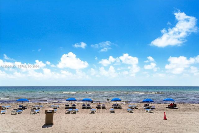 3 of 15 - 19201 Collins Avenue #827, Sunny Isles Beach, FL