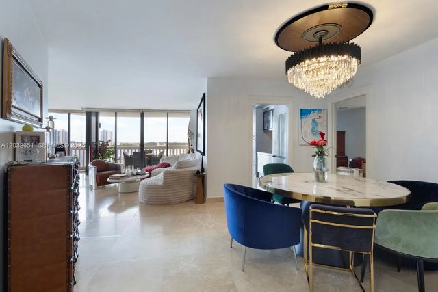 4 of 50 - 1000 W Island Boulevard #911, Aventura, FL