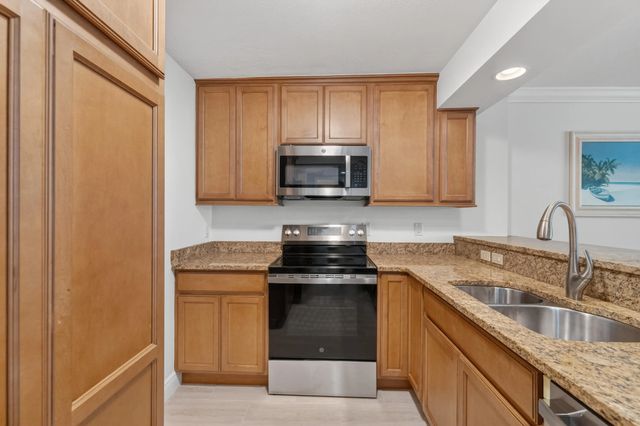 4 of 49 - 1900 S Ocean Boulevard #6a, Lauderdale-By-The-Sea, FL