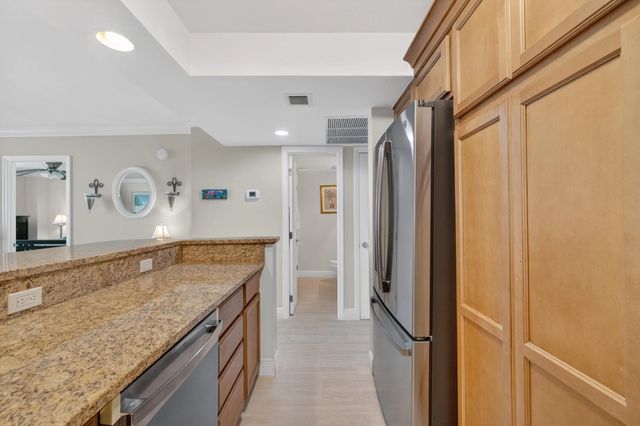 5 of 49 - 1900 S Ocean Boulevard #6a, Lauderdale-By-The-Sea, FL