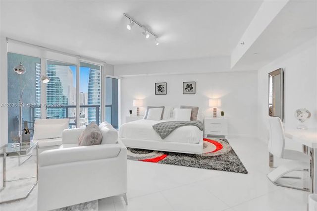 2 of 21 - 475 Brickell Avenue #3408, Miami, FL