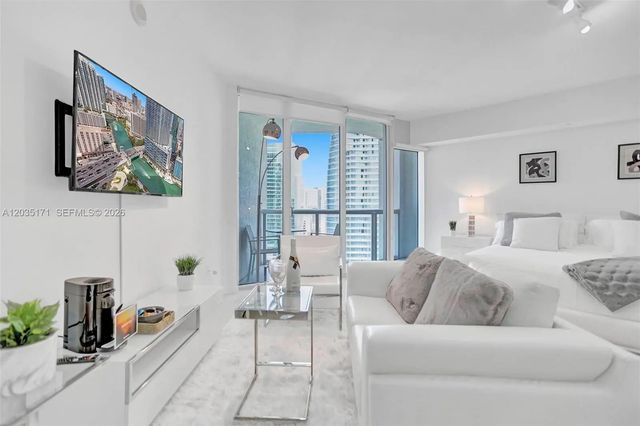 5 of 21 - 475 Brickell Avenue #3408, Miami, FL