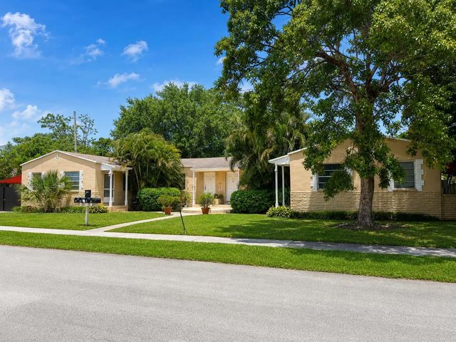 3 of 49 - 916 Sw 8th Avenue #1-4, Fort Lauderdale, FL