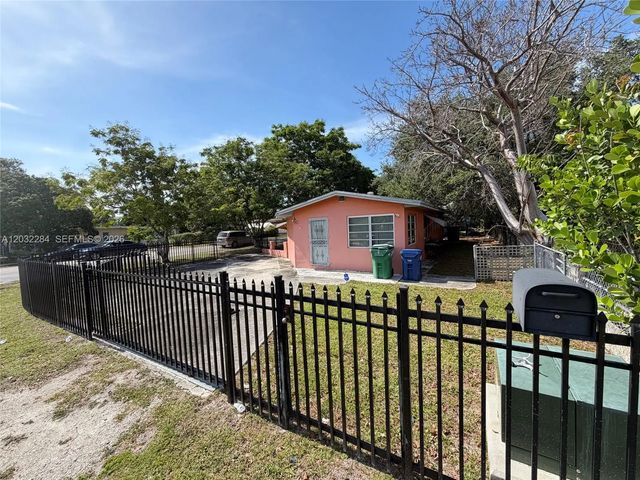 3 of 16 - 997 Nw 116th Street, Miami, FL