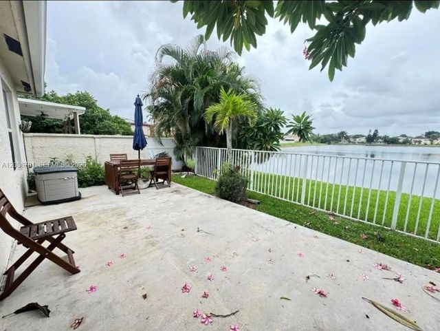 N/A, Lake Worth