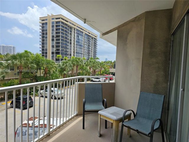 2 of 41 - N/A, Hallandale Beach, FL