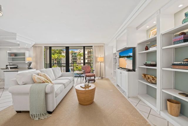 3 of 18 - 1301 River Reach Drive #202, Fort Lauderdale, FL