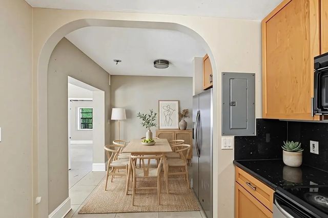 3 of 35 - 1060 Ne 123rd Street, North Miami, FL