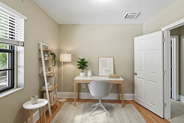 4 of 35 - 1060 Ne 123rd Street, North Miami, FL