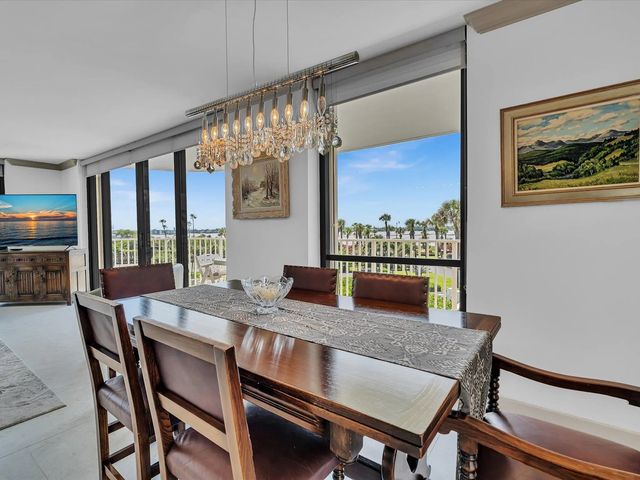 5 of 46 - 3360 S Ocean Boulevard #2a, Palm Beach, FL
