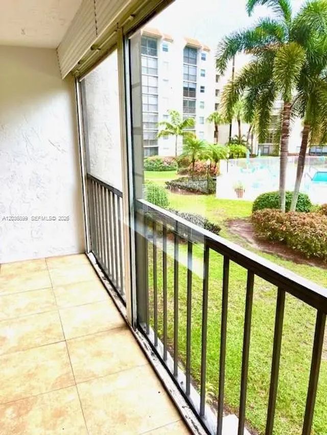 3920 Inverrary Boulevard #204c, Lauderhill