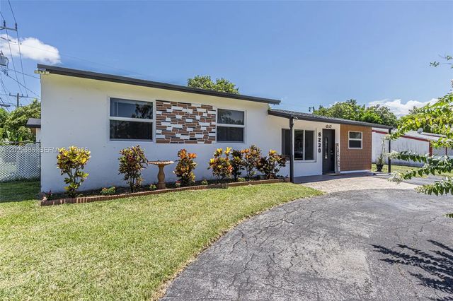 4 of 47 - 6230 Sw 16th Court, North Lauderdale, FL