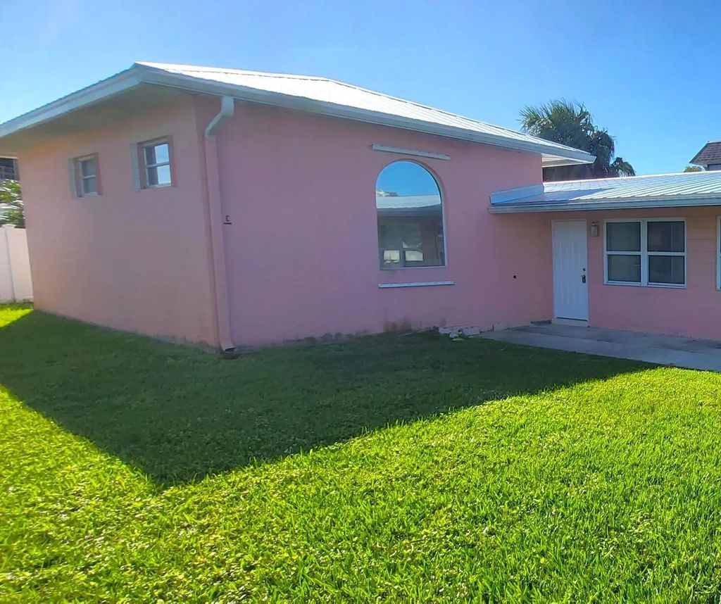 1169 Seaway Drive ## B, Fort Pierce