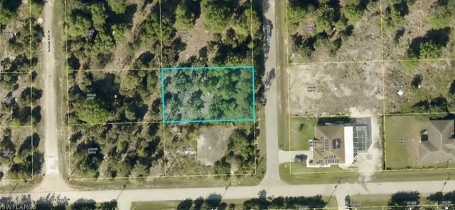5903 Sara Avenue N, Lehigh Acres