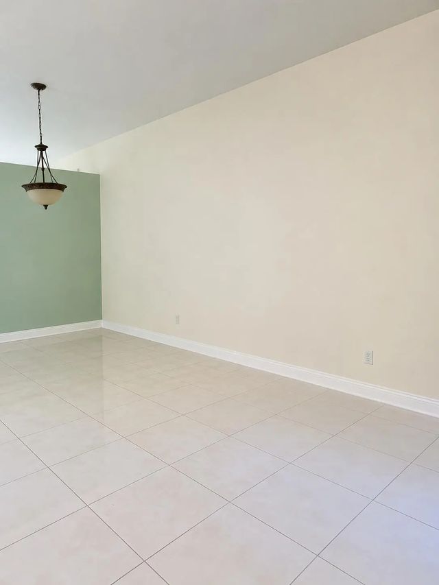 3 of 4 - 14360 Sw 126th Place, Miami, FL