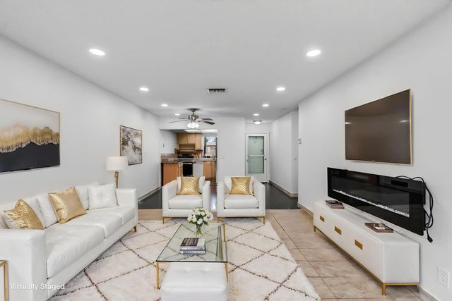2522 Emory Dr Drive E #i, West Palm Beach