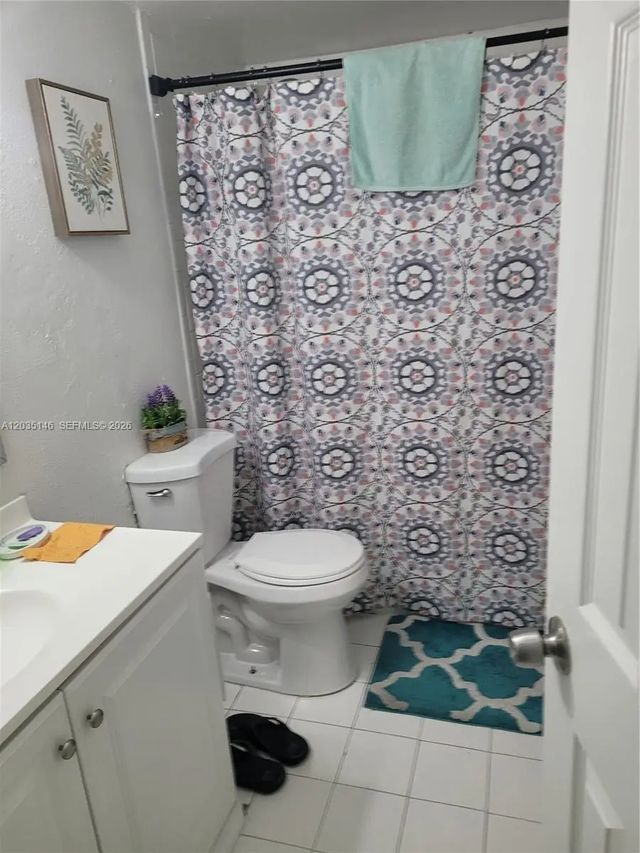 4 of 18 - 18101 Nw 68th Avenue #e105, Hialeah, FL
