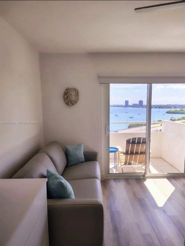 5 of 14 - 7904 West Drive #1011, North Bay Village, FL