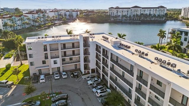 3 of 58 - 4636 Nw 84th Avenue #13, Doral, FL