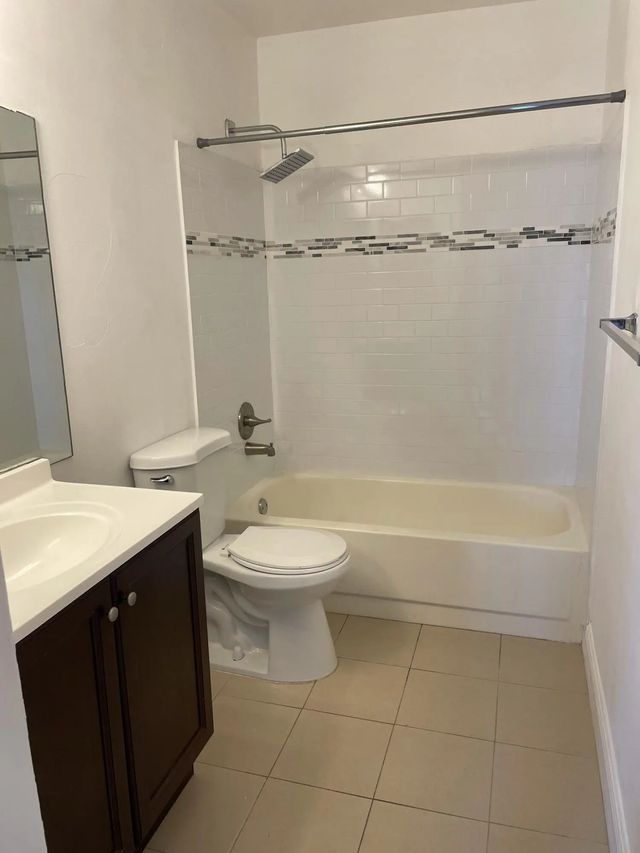2 of 19 - 1990 Sw 9th Street #1-2, Fort Lauderdale, FL