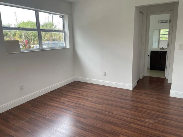 3 of 19 - 1990 Sw 9th Street #1-2, Fort Lauderdale, FL