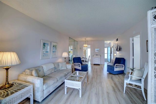 4 of 26 - 1801 Ocean Drive #201, Boynton Beach, FL