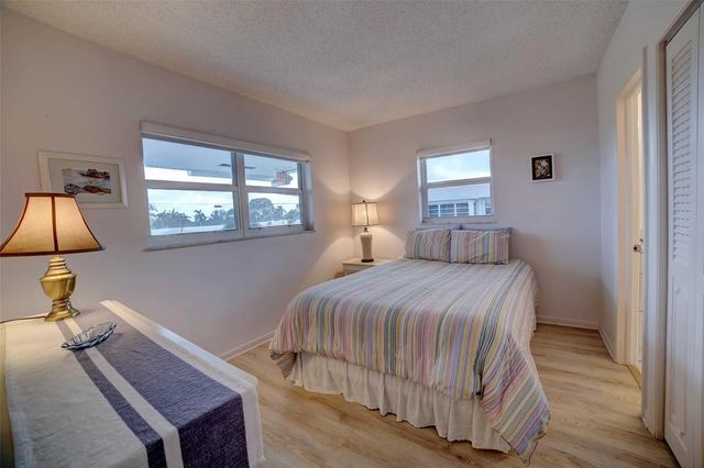 5 of 26 - 1801 Ocean Drive #201, Boynton Beach, FL