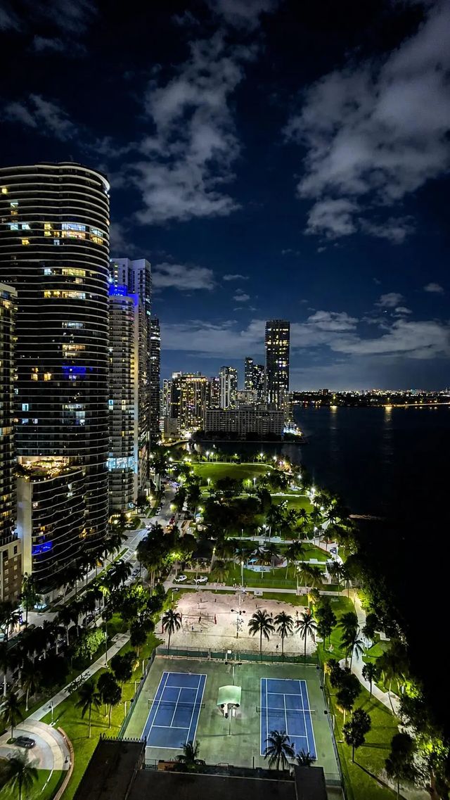 3 of 68 - 1717 N Bayshore Drive #a-2935, Miami, FL