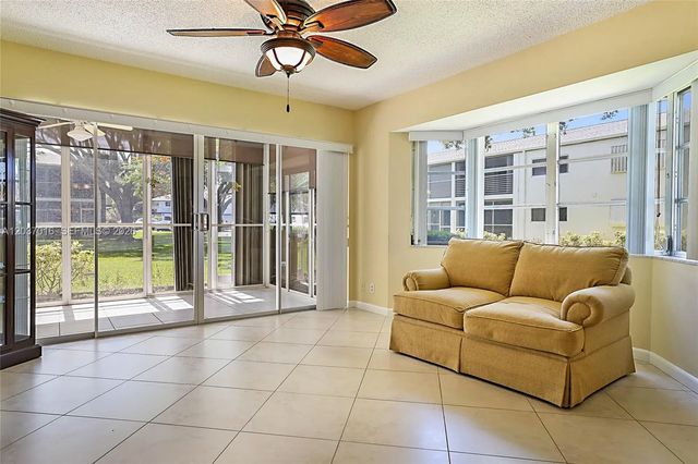 5 of 28 - 7 Westwood Avenue #106c, Tequesta, FL