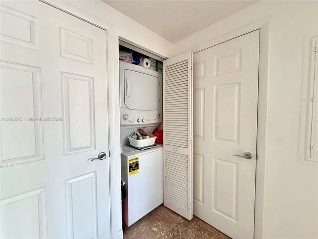 5 of 24 - 7275 Sw 90th Street #c313, Miami, FL