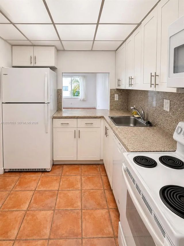 4 of 12 - 240 Galen Drive #214, Key Biscayne, FL