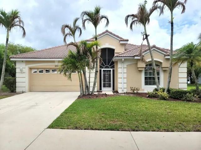 895 Sw Lake Charles Circle, Port St. Lucie