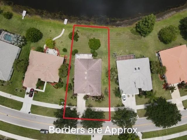 3 of 76 - 895 Sw Lake Charles Circle, Port St. Lucie, FL