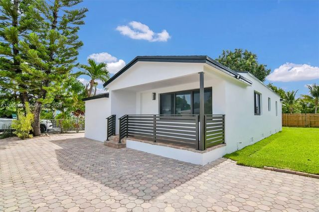 85 Sw 30th Avenue, Miami