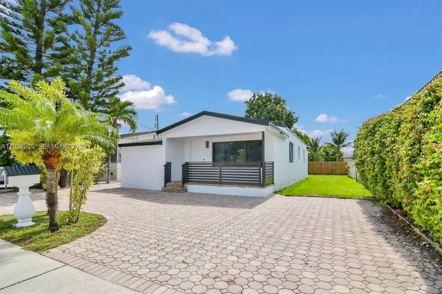 2 of 36 - 85 Sw 30th Avenue, Miami, FL