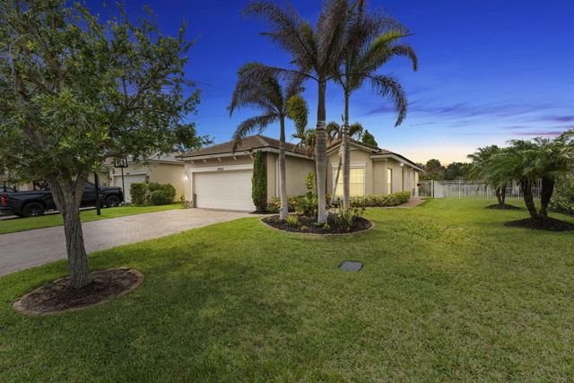 10932 Sw Dunhill Court, Port St. Lucie