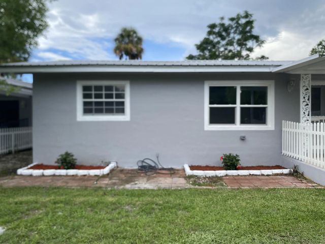 2 of 44 - 1788 Sw 8th Street, Okeechobee, FL