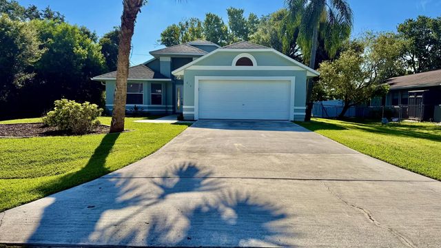 2 of 29 - 619 Se Forgal Street, Port St. Lucie, FL