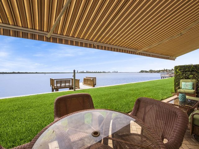 3 of 17 - 52 Yacht Club Drive #103, North Palm Beach, FL