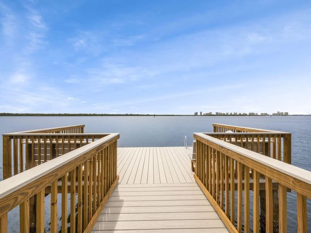 4 of 17 - 52 Yacht Club Drive #103, North Palm Beach, FL