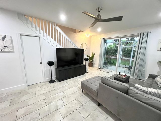2 of 36 - 2046 Madeira Drive, Weston, FL