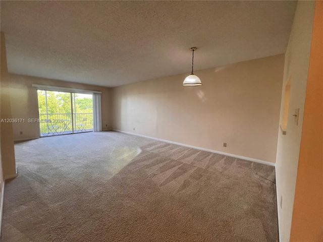 5 of 13 - 1075 Riverside Drive #505, Coral Springs, FL