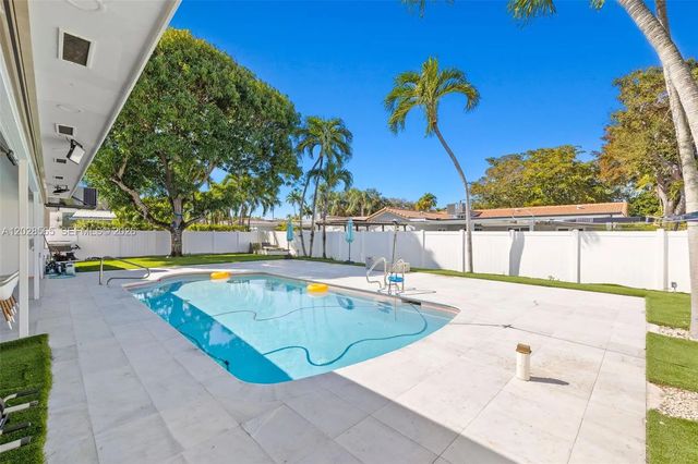 2 of 52 - 3460 N 46th Avenue, Hollywood, FL