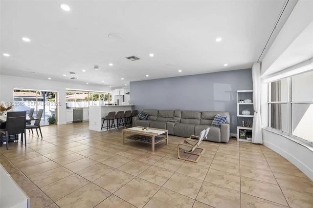 4 of 52 - 3460 N 46th Avenue, Hollywood, FL