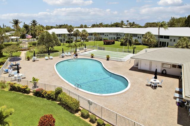 3 of 35 - 5540 N Ocean Boulevard #206, Ocean Ridge, FL