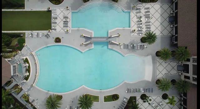 2 of 19 - 7661 Nw 103rd Court, Doral, FL